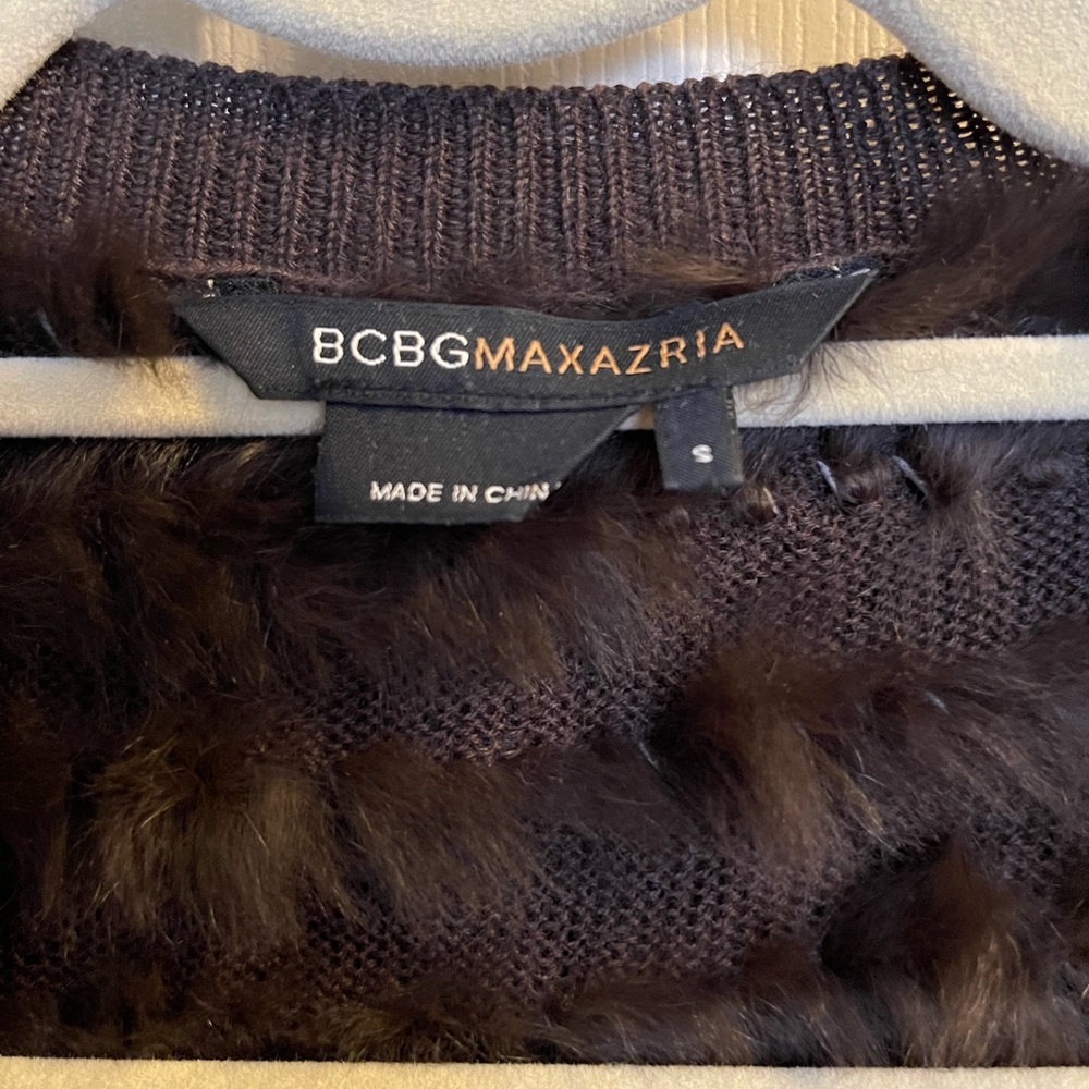 BCBG Rabbit Fur Cropped Vest - Picture 3 of 3